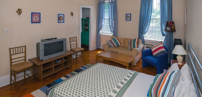 Holiday Apartment Rental, East Village, New York, New York, USA. Our Home Away from Home in the East Village, New York. Copyright © 2022 Terence Carter / Grantourismo. All Rights Reserved.