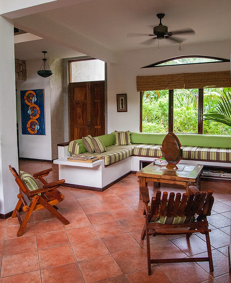 Manuel Antonio Beach Holiday House Rental. Manuel Antonio, Puntarenas, Costa Rica. Manuel Antonio, Puntarenas, Costa Rica. Copyright © 2022 Terence Carter / Grantourismo. All Rights Reserved.