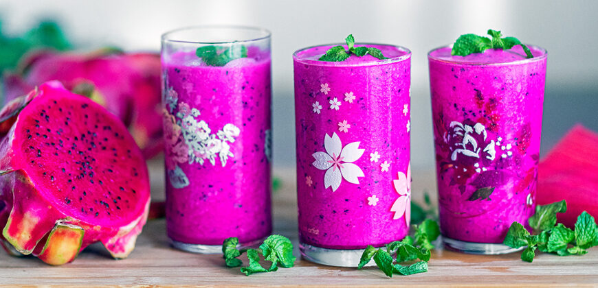 Dragon Fruit Smoothie Recipe for a Delicious Superfood in a Glass. Copyright © 2023 Terence Carter / Grantourismo. All Rights Reserved.