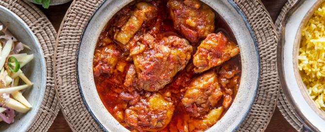 Burmese Chicken Curry Recipe. Best Curry Recipes. Australian election party food ideas. Copyright © 2021 Terence Carter / Grantourismo. All Rights Reserved.