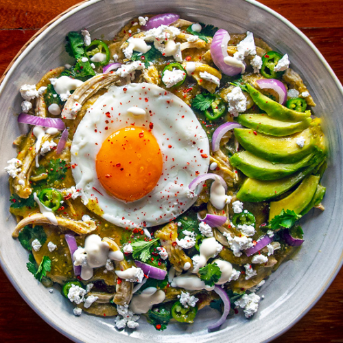 Easy Mexican Chilaquiles Recipe with Fried Eggs, Shredded Chicken and Green Salsa for Chilaquiles Verdes. Copyright © 2022 Terence Carter / Grantourismo. All Rights Reserved. What to Cook this Week.