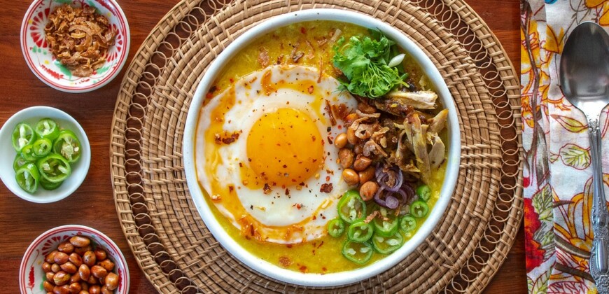 Turmeric Rice Porridge Recipe with Fried Eggs. Fried eggs recipes. Best Rice Bowl Recipes. Copyright © 2022 Terence Carter / Grantourismo. All Rights Reserved.