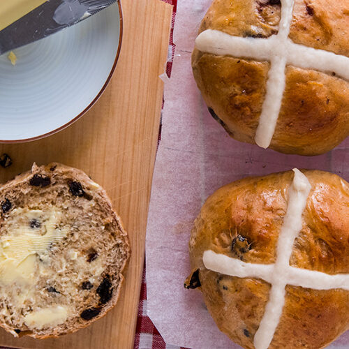 Easy Home Cooked Hot Cross Buns Recipe for Easter with a Spicy Fruity Southeast Asian Twist. What to cook this weekend. Copyright © 2023 Terence Carter / Grantourismo. All Rights Reserved.