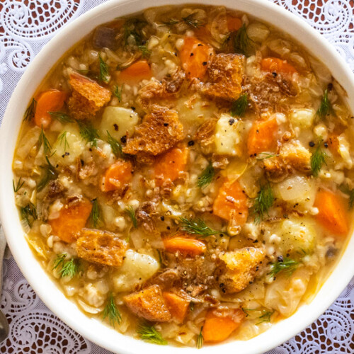 Vegetable Barley Soup Recipe for a Clean-Out-the-Fridge Soup. Copyright © 2022 Terence Carter / Grantourismo. All Rights Reserved.