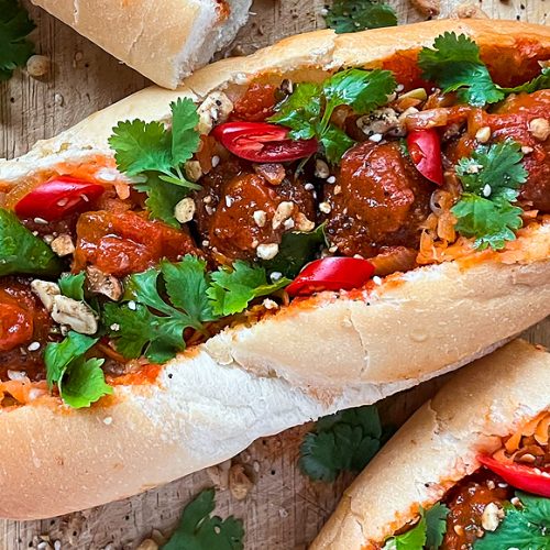 Banh Mi Xiu Mai Recipe for a Vietnamese Meatball Banh Mi. Copyright © 2024 Terence Carter / Grantourismo. All Rights Reserved.
