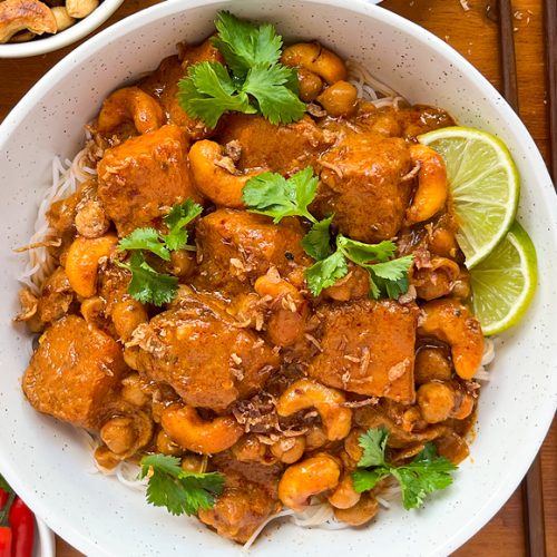 Pumpkin Chickpea Curry Recipe with Cashews and Coriander. Most Popular Recipes in February 2026. Copyright © 2024 Terence Carter / Grantourismo. All Rights Reserved.