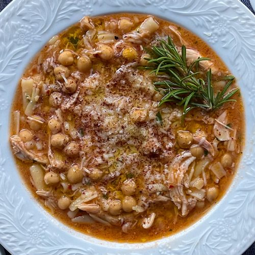 Pasta e Ceci Recipe for an Italian Chickpea Pasta Soup with Chicken. Copyright © 2024 Terence Carter / Grantourismo. All Rights Reserved.