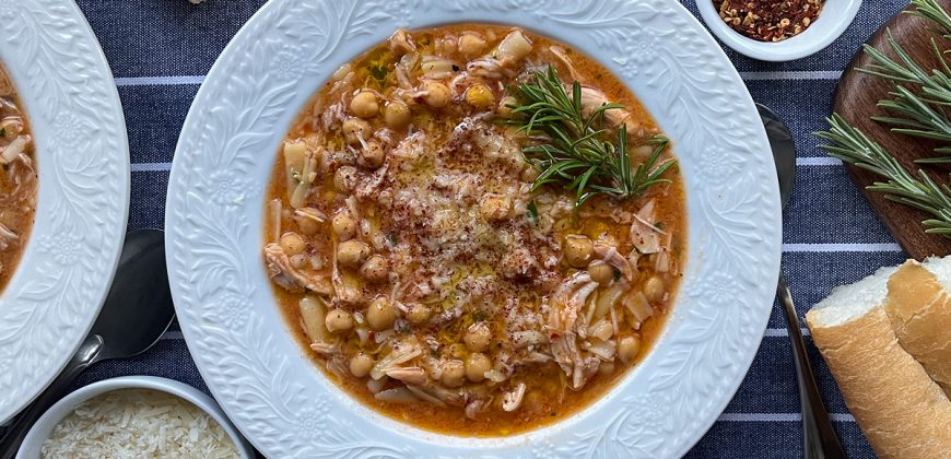 Pasta e Ceci Recipe for an Italian Chickpea Pasta Soup with Chicken. Copyright © 2024 Terence Carter / Grantourismo. All Rights Reserved.