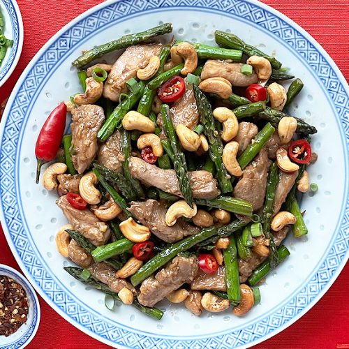 Easy Cashew Chicken Recipe with Crunchy Asparagus and Chilli. Copyright © 2025 Terence Carter / Grantourismo. All Rights Reserved.