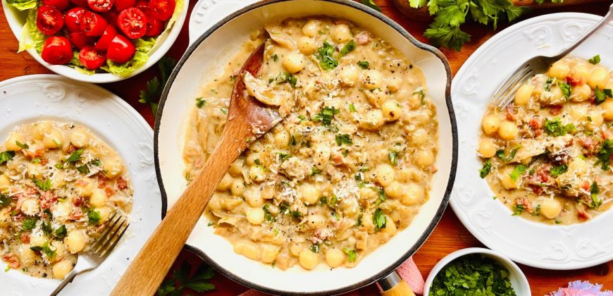 Creamy Leek and Bacon Gnocchi Recipe with Parsley and Parmesan. Copyright © 2025 Terence Carter / Grantourismo. All Rights Reserved.