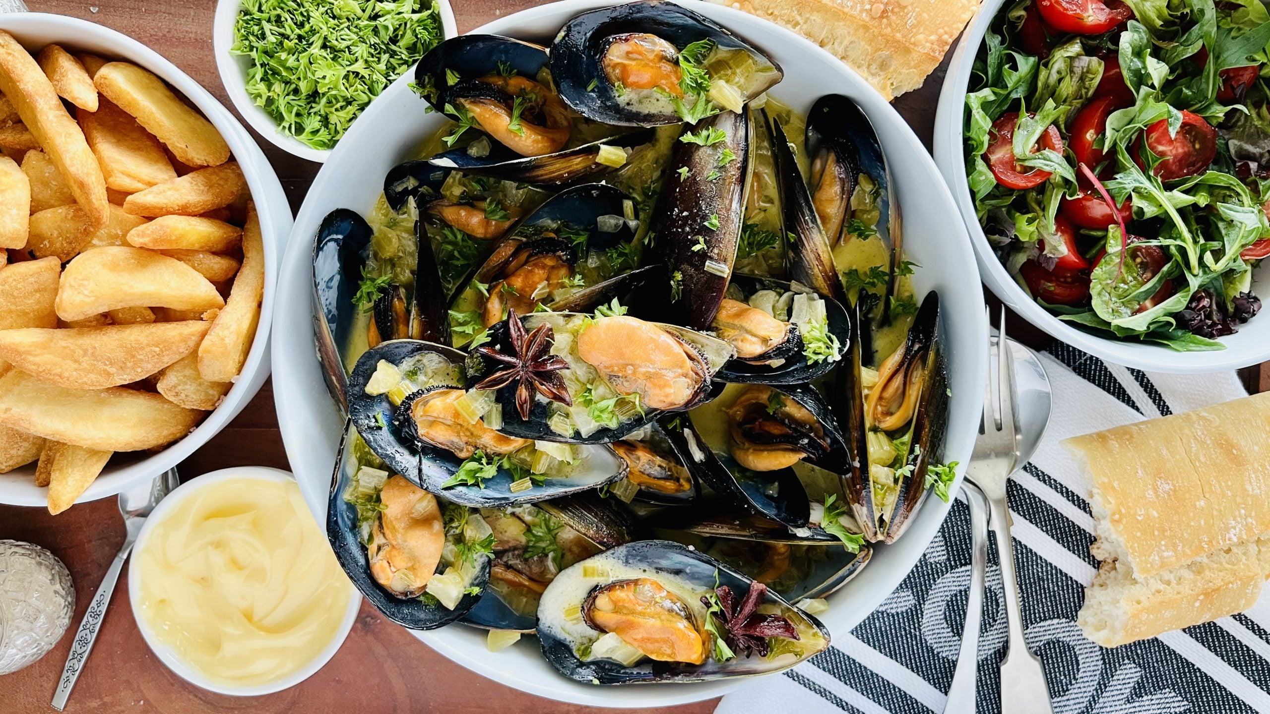 Moules Frites Recipe. Copyright Lara Dunston Terence Carter Grantourismo 2026. Recipes to Make in July 2026